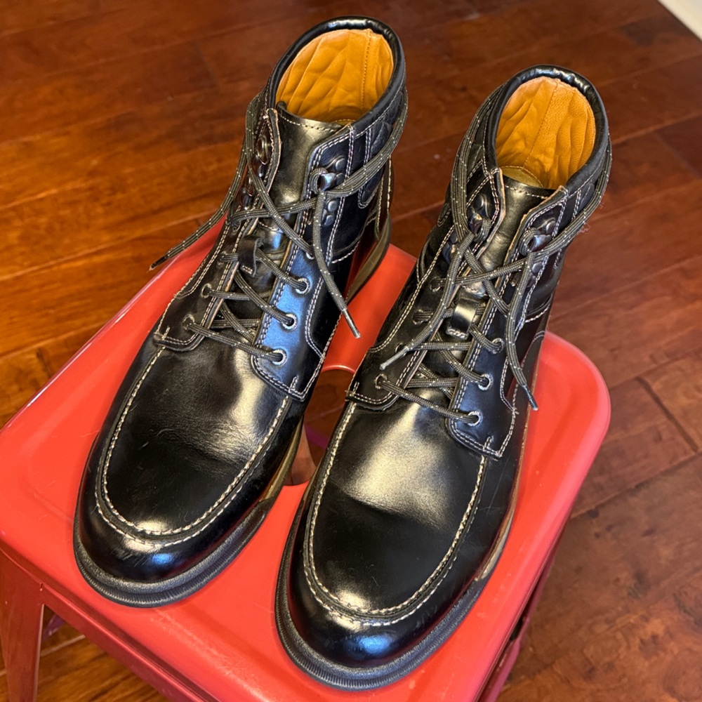 Johnston & Murphy Black Leather Men's Boots